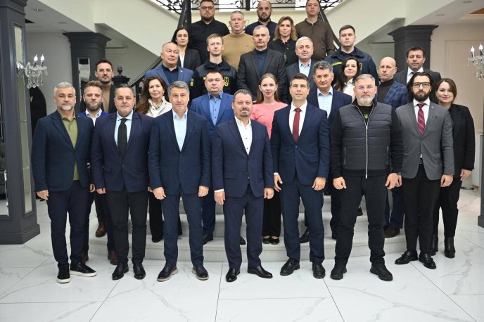 На Закарпатті відкриють новий пункт пропуску: де він буде – 01 Фото учасників із зустрічі