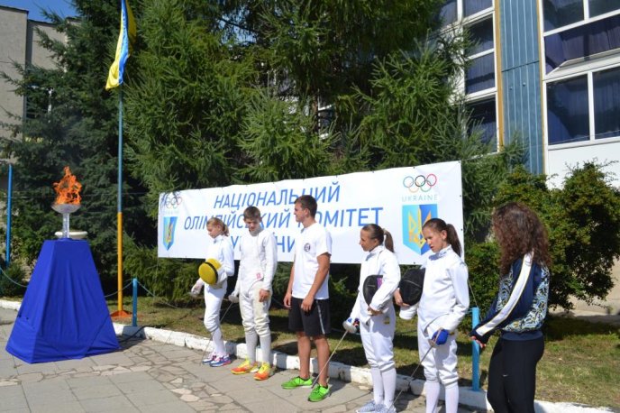 В Ужгороді запалювали Олімпійський вогонь – 07
