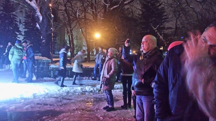 На Старий Новий рік ужгородців розважали "афроукраїнці" у вишиванках – 04