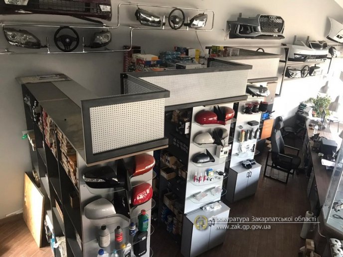 На Закарпатті інтернет-магазин автозапчастин підозрюють у несплаті податків та митних платежів – 09