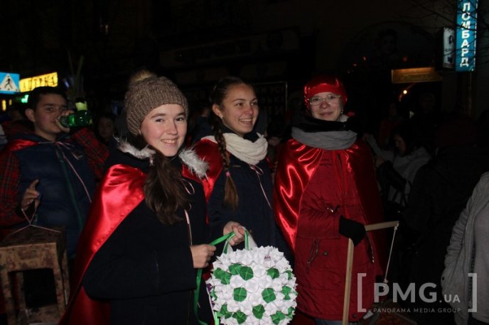 Парад ліхтариків та лицарські бої: як у Мукачеві відзначали День святого Мартина – 13