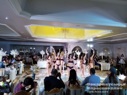 "Міс Ужгород 2017": стало відомо, хто переміг у конкурсі – 06