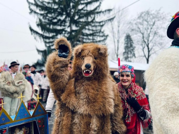 У Мукачеві урочисто відкрили фестиваль «Червене вино 2022» – 03