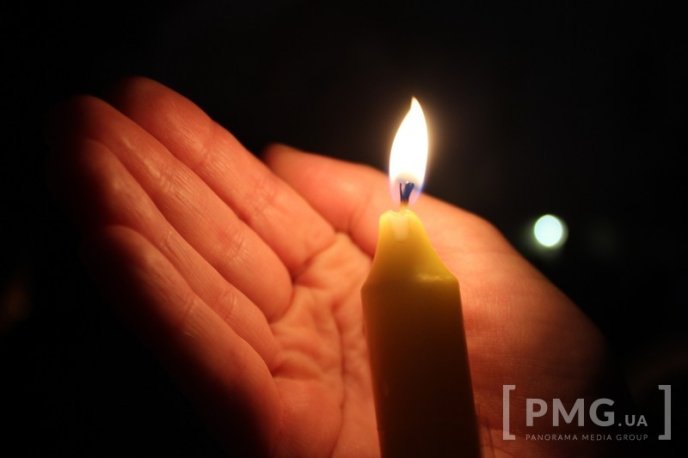 Мукачівці зустріли Благодатний Вогонь, який зійшов у Єрусалимі – 29