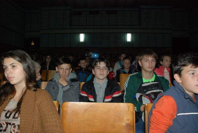 Іршавським глядачам презентували короткометражний фільм про заробітчан – 09