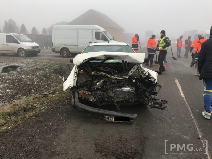 Поблизу Червеньова трапилась ДТП. Рух трасою ускладнено – 02