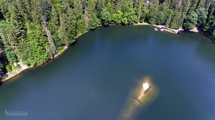 Таким його бачать птахи: користувачі мережі милуються світлинами озера Синевир з висоти – 05