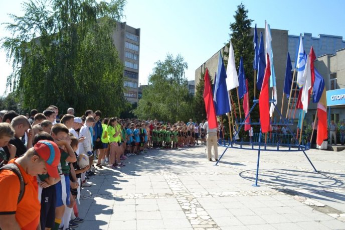 В Ужгороді запалювали Олімпійський вогонь – 08