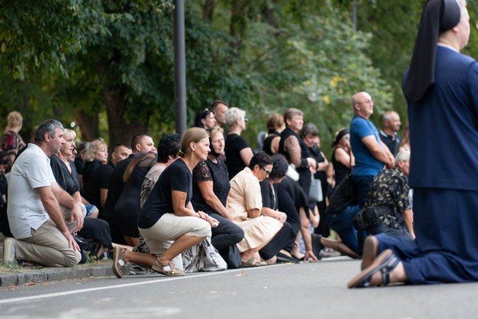 В області поховали Героя, який воював на фронті понад 2 роки – 08 В області поховали Героя, який воював на фронті понад 2 роки – 08