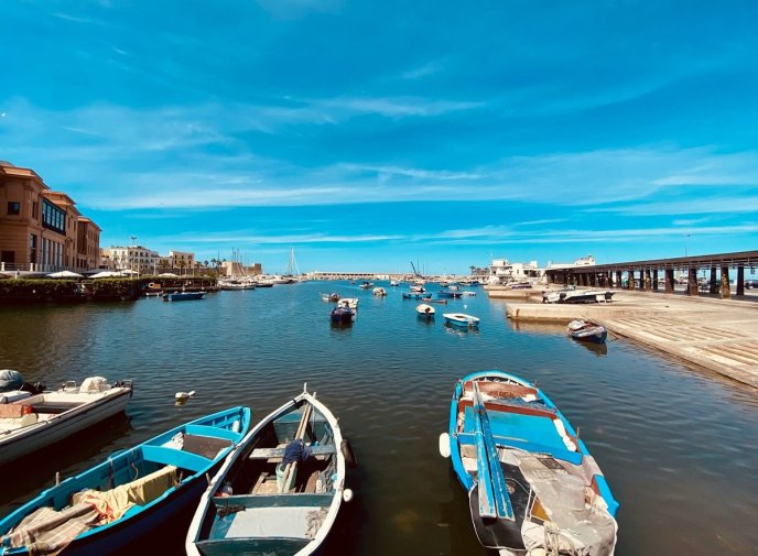 Місто на березі моря: де зараз мощі Святого Миколая – 03