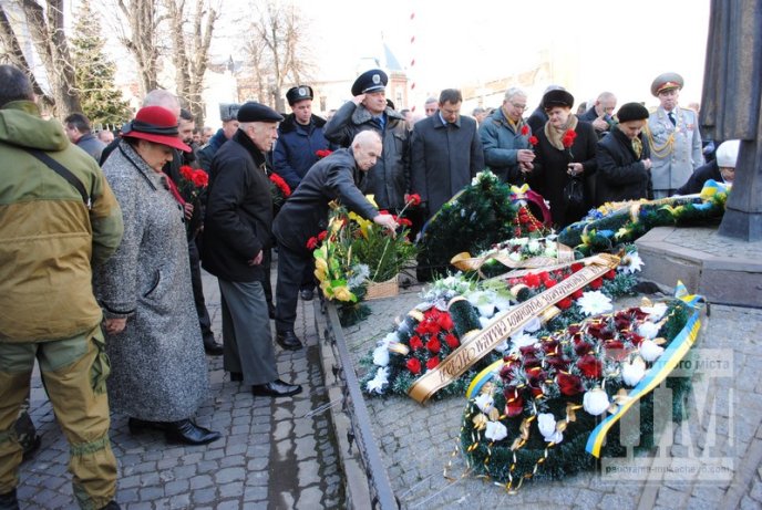 У Мукачеві вшанували пам’ять воїнів-інтернаціоналістів (ФОТОРЕПОРТАЖ) – 12