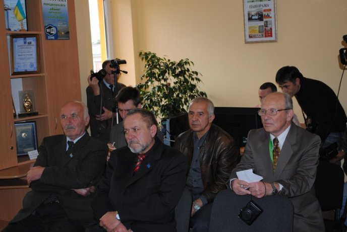 Владика Феодор освятив нововідкритий прес-центр у Мукачеві (ФОТО, ВІДЕО, ОНОВЛЕНО) – 13