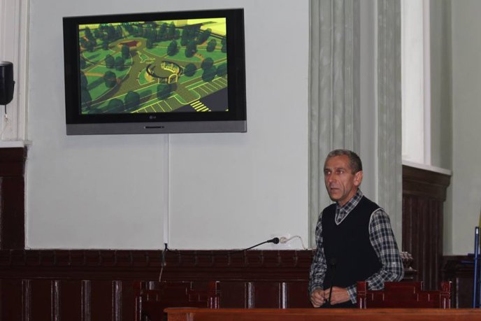 У Мукачеві відбулись громадські слухання щодо створення меморіального парку – 07