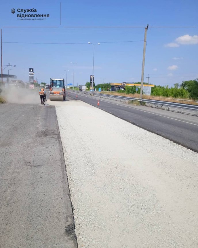 До найбільшого пункту пропуску на кордоні з Угорщиною ремонтують трасу – 01 Ремонт траси Київ — Чоп