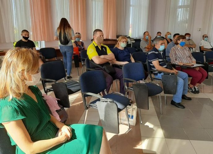 Внутрішні переселенці взяли участь у роботі школи інтеграції в Ужгороді – 03