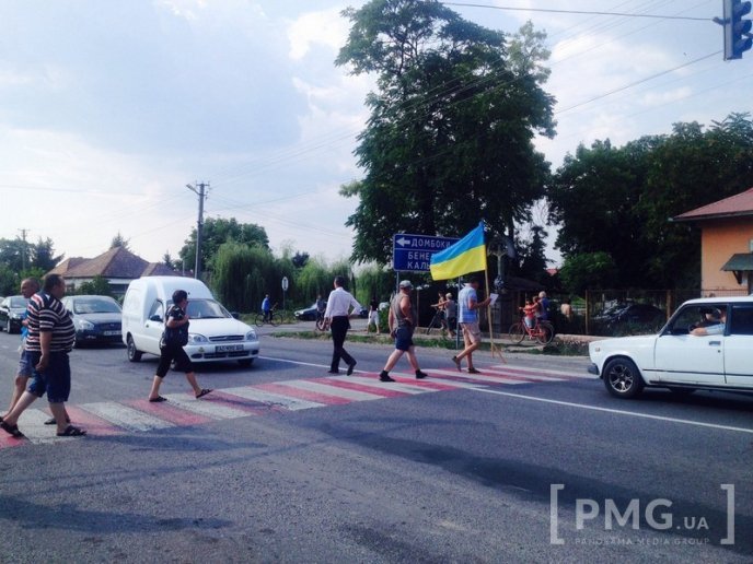 У Ракошині активісти "Тарифного Майдану" частково перекрили трасу "Київ-Чоп" – 02