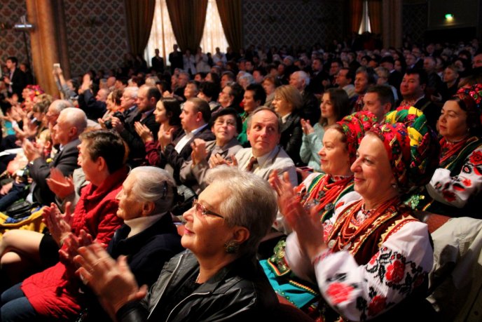 Закарпатський народний хор відзначив своє 70-річчя – 04