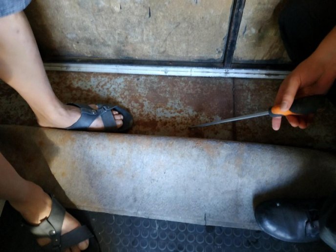 Через контрабанду два водії втратили свої авто – 05