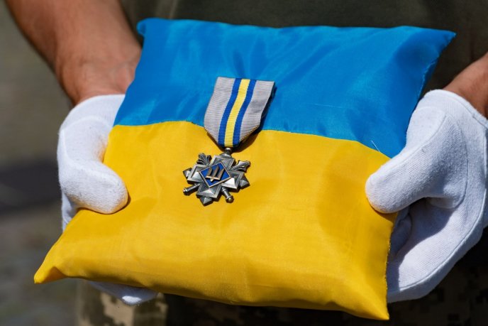 24 лютого 2022 року прийшов у військкомат: на Закарпатті поховали підполковника – 05