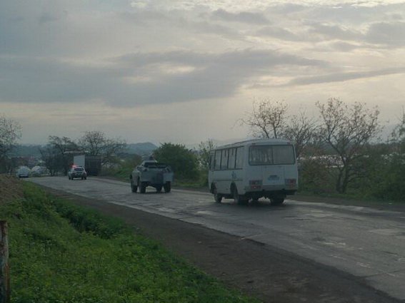 На Рахівщину рушила бойова військова техніка – 03