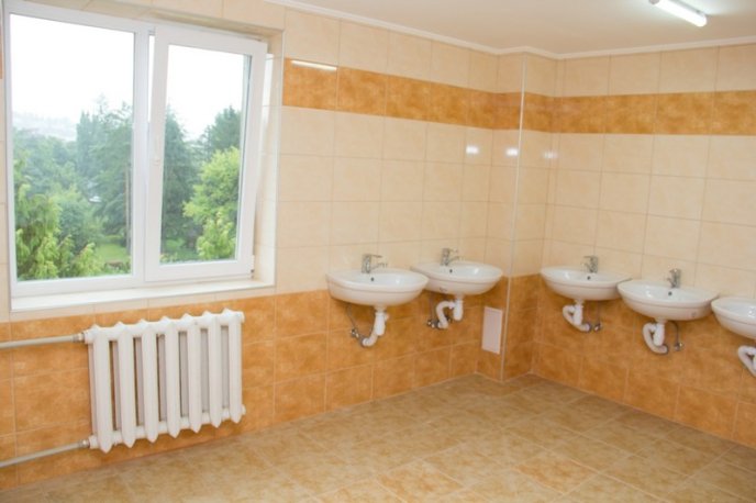 У гуртожитках УжНУ завершили масштабний ремонт – 06