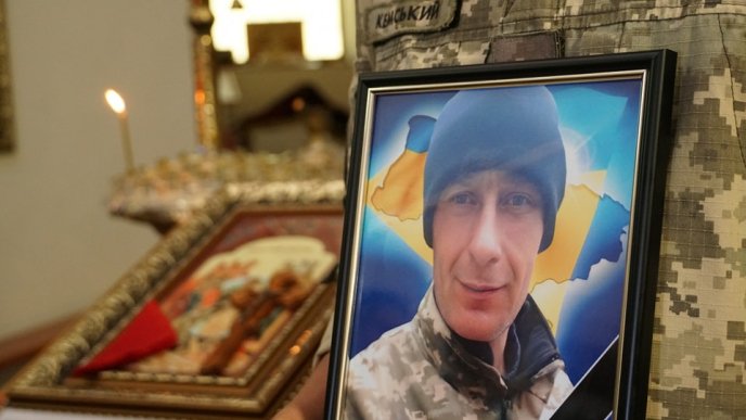 Мукачево сьогодні попрощалося з полеглим Героєм – 06