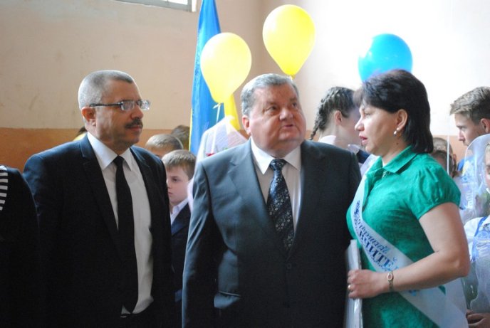 Останній дзвоник в Чинадієві: як це було (ФОТОРЕПОРТАЖ) – 11