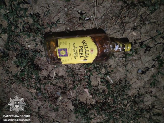 В Ужгороді сталась аварія. Винуватець втік – 06