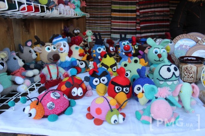 Сьогодні у Мукачеві стартував фестиваль "Червене вино" – 13