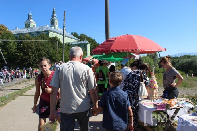 Православні християни Мукачева відзначили свято Успіння Пресвятої Богородиці у Свято-Миколаївському монастирі – 15