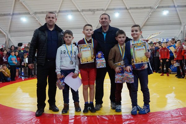 У Тячеві провели новорічний турнір з греко-римської боротьби – 09