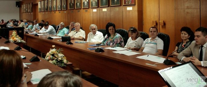 Міжнародна асоціація випускників УжНУ визначала цілі майбутньої діяльності  – 03