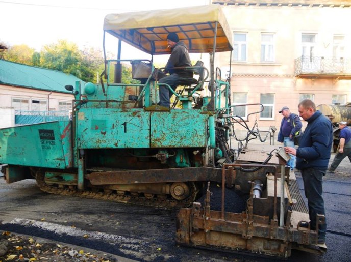 В Ужгороді триває ремонт вулиці Собранецької – 02