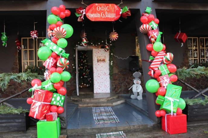 «Щедрий, святий Миколай»: У Іршаві відкрили резеденцію Миколая – 02