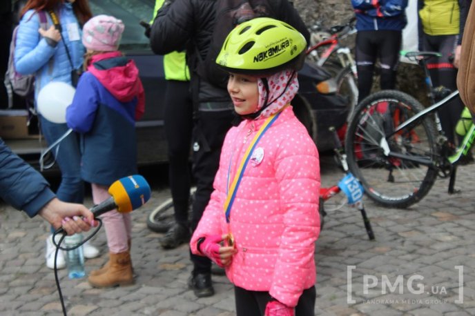 У Мукачівському замку стартував МТБ-марафон "Три замки Закарпаття" – 08