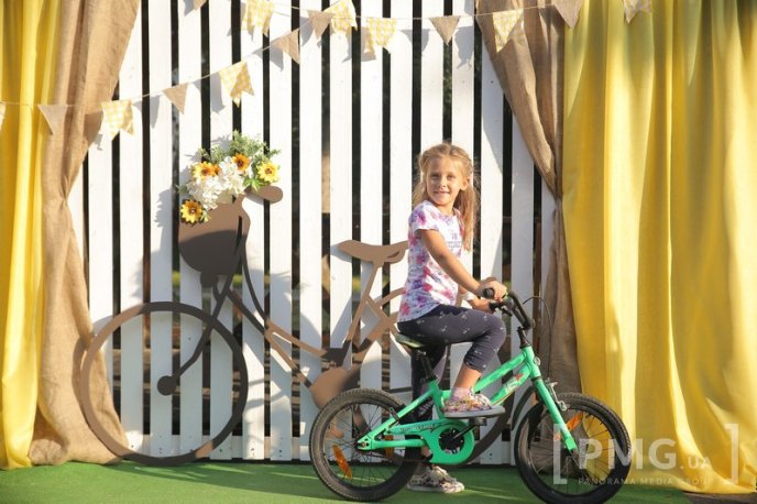 Миттєвості велозаїзду у Мукачеві: фоторепортаж із "Літньої зустрічі цімборів" – 19