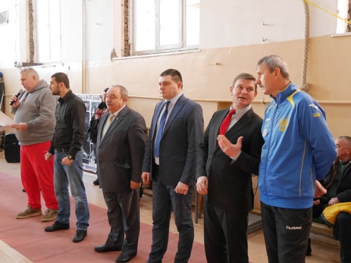 В Ужгороді стартував міжнародний турнір із фехтування – 11