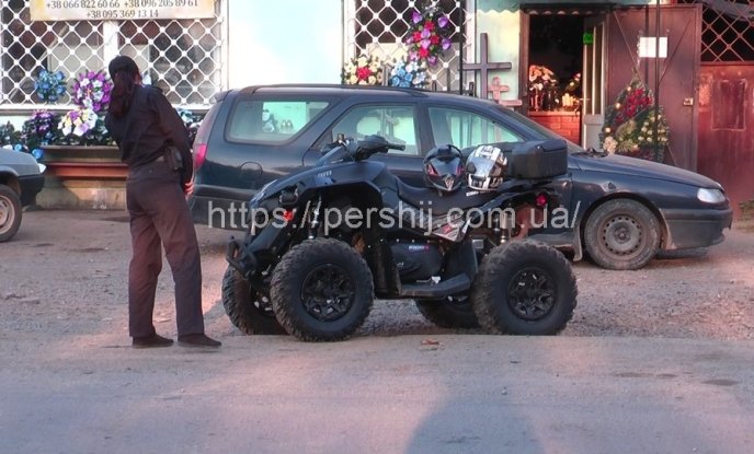 Розчавило під колесами: на Мукачівщині сталася жахлива ДТП – 01