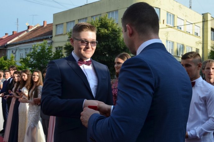 Двадцять випускників Мукачева отримали грошові премії  – 15