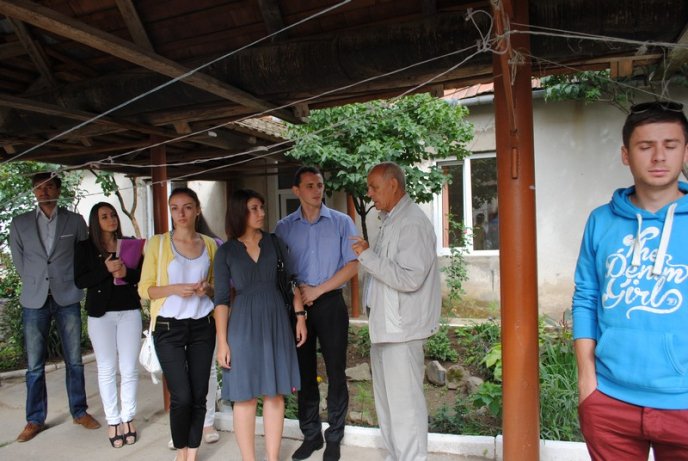 До Мукачівського дитбудинку-інтернату завітали журналісти з подарунками (ФОТОРЕПОРТАЖ)  – 37