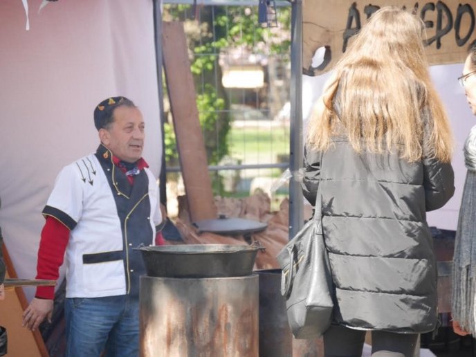 В Ужгороді тривають останні приготування до старту "Sakura Wine" – 05