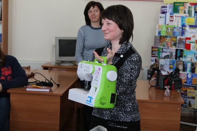 У Закарпатській обласній бібліотеці відбувся майстер-клас з виготовлення іграшок-валентинок – 03