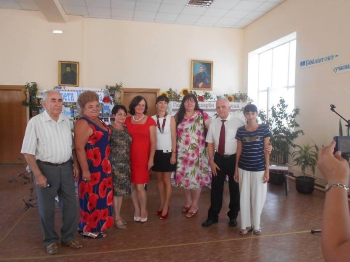 У міській бібліотеці презентували збірку "Ліричний портрет Мукачева" – 01