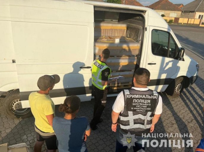 Заїхав через КПП "Лужанка": в області викрили злочинну схему – 01 Заїхав через КПП "Лужанка": в області викрили злочинну схему – 01