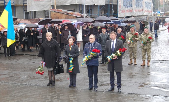 В Ужгороді вшанували 77-у річницю Незалежності Карпатської України – 11