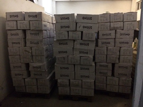 Податкова поліція Закарпаття вилучила жіноче взуття, ввезене "піджаками", вартістю понад 3 млн грн – 05