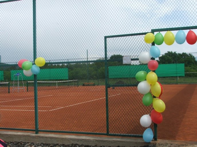 В селищі Кольчино урочисто відкрили сучасний тенісний корт – 07
