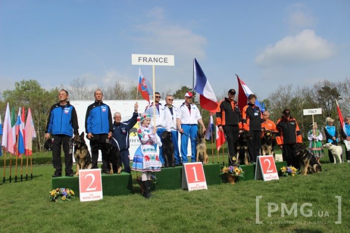 Збірна Франції перемогла на чемпіонаті світу зі слідової роботи службових собак – 54