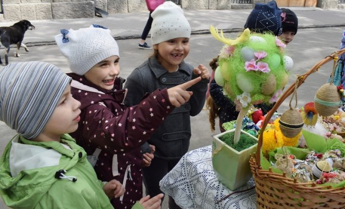 Сьогодні в обласному центрі відбулася виставка писанок – 08 Сьогодні в обласному центрі відбулася виставка писанок – 08