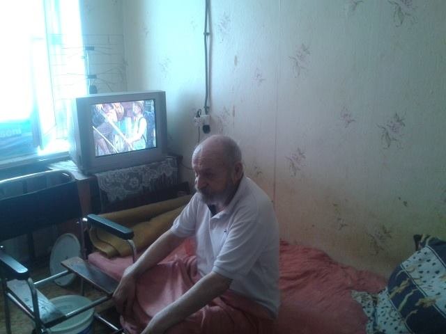 Вражаючі зміни: як склалася доля дідуся, якого знайшли непритомним і нікому не потрібним – 02